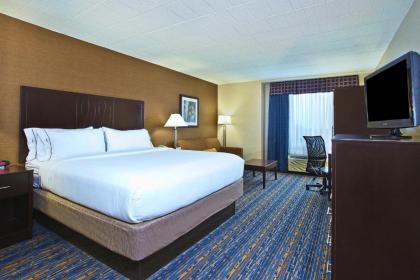 Holiday Inn Express and Suites Pittsburgh West Mifflin an IHG Hotel - image 2