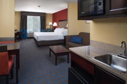 Holiday Inn Express Hotel & Suites West Monroe an IHG Hotel - image 11