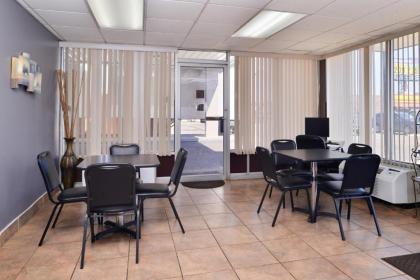 Americas Best Value Inn West Monroe - image 12