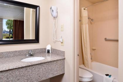 Americas Best Value Inn West Monroe - image 9