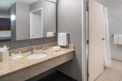 Courtyard by Marriott West Orange - image 14