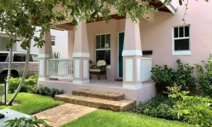 Pink House - Modern 3bd-3ba - Parking - Porch - image 4