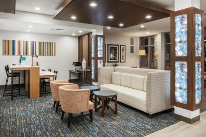 Holiday Inn Express & Suites West Plains Southwest - image 13