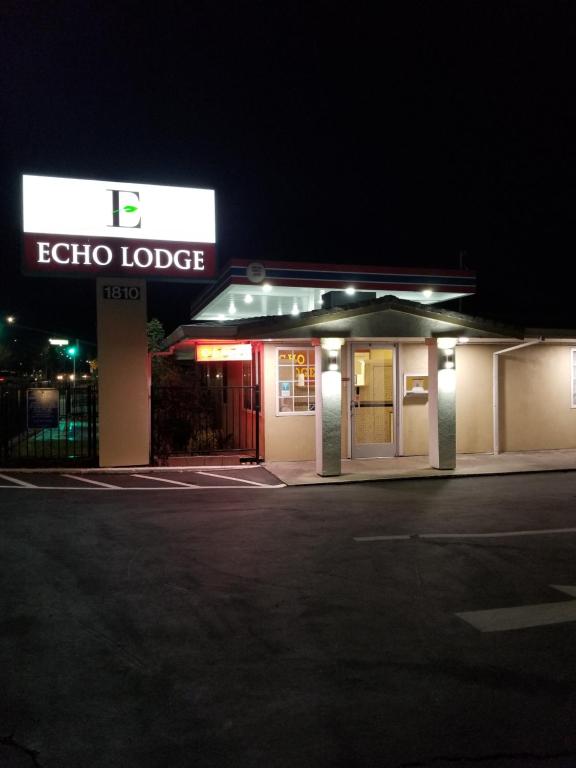 Echo Lodge - image 3