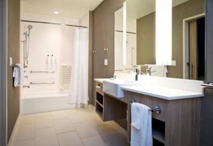 SpringHill Suites by Marriott West Sacramento - image 3