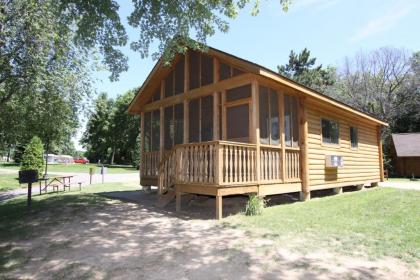 Neshonoc Lakeside Camping Resort - image 1