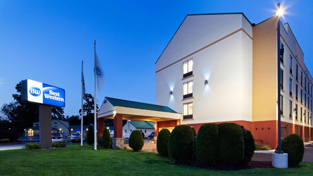 Best Western Springfield West Inn - main image