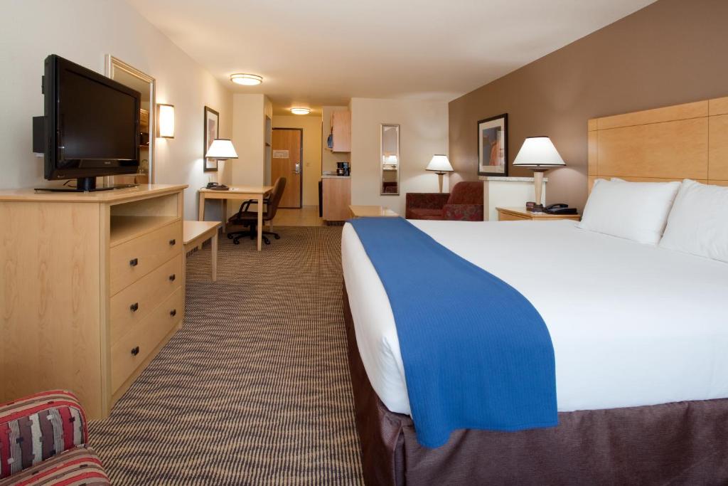 Holiday Inn Express West Valley City an IHG Hotel - image 5