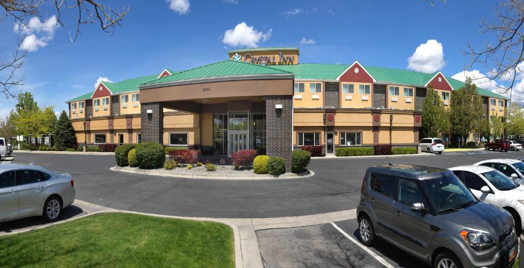 Crystal Inn Hotel & Suites - Salt Lake City/West Valley City - image 3