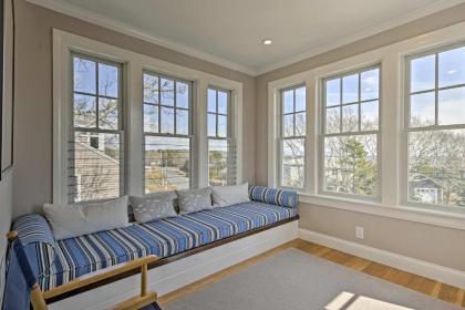 Luxurious West Yarmouth House with BackyardandBay Views - image 15