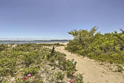 Luxurious West Yarmouth House with BackyardandBay Views - image 7