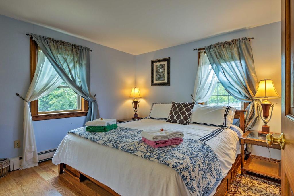 Pet-Friendly West Yarmouth Home - half Mi from Beach! - image 6