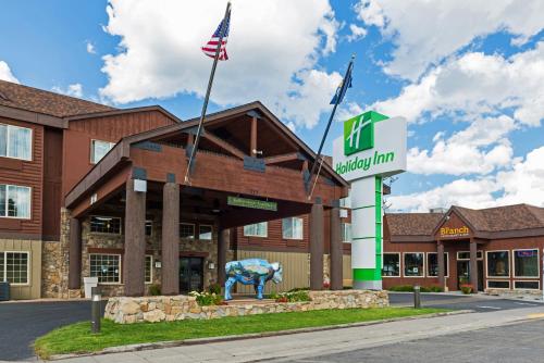 Holiday Inn West Yellowstone an IHG Hotel - main image