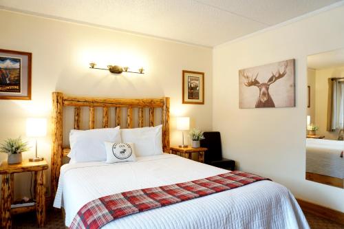 Moose Creek Inn - main image