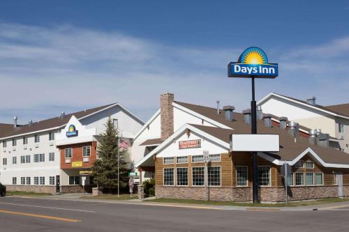 Days Inn by Wyndham West Yellowstone - main image