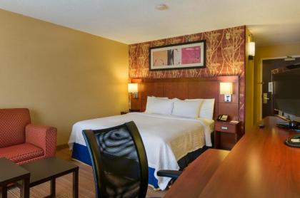 Courtyard by Marriott Boston Westborough - image 9