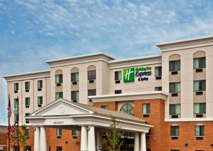 Holiday Inn Express Hotel  Suites Chicago Airport West OHare an IHG Hotel Westchester Illinois