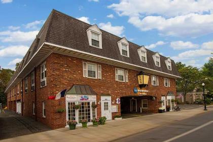 Best Western Westfield Inn - image 5