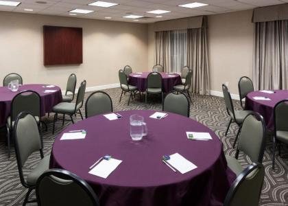 Hampton Inn & Suites Westford-Chelmsford - image 17