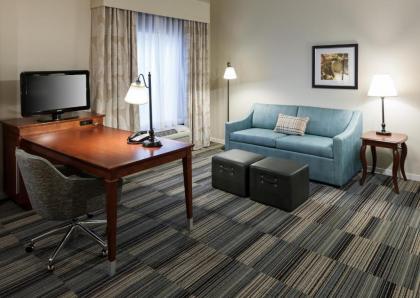 Hampton Inn & Suites Westford-Chelmsford - image 5