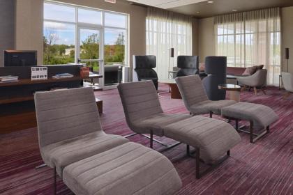 Courtyard by Marriott Boston Littleton - image 4