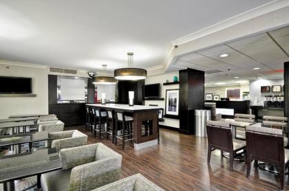 Hampton Inn Cleveland-Westlake - image 10