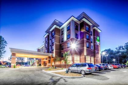 Holiday Inn Express  Suites ClevelandWestlake an IHG Hotel Westlake