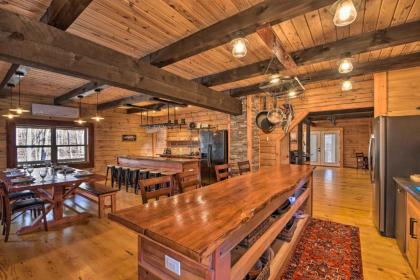 Lake Hartwell Area Cabin with Community Pool Access! - image 12