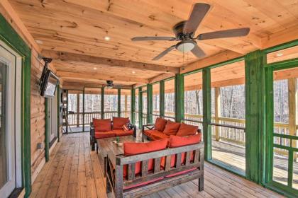 Lake Hartwell Area Cabin with Community Pool Access! - image 6