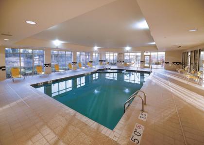 Fairfield Inn & Suites by Marriott Wausau - image 12