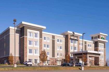 La Quinta by Wyndham Morgantown - image 1