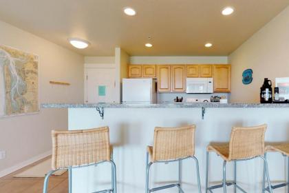 Family Beach Condo - image 10