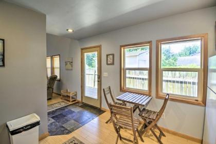 Ideally Located and Pet-Friendly Westport Cabin - image 11