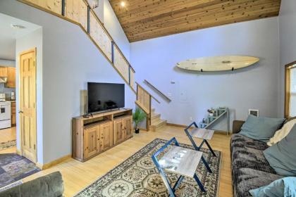 Ideally Located and Pet-Friendly Westport Cabin - image 4