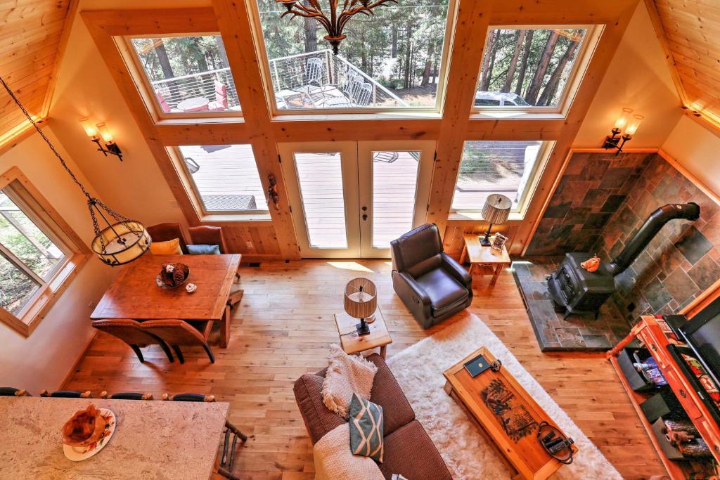 Rustic Retreat with Deck Steps From Lake Almanor! - main image