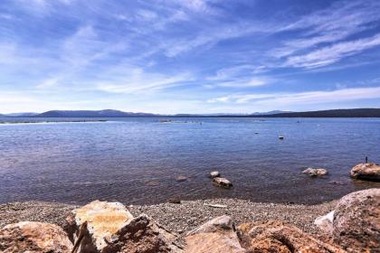 Rustic Retreat with Deck Steps From Lake Almanor! - image 3