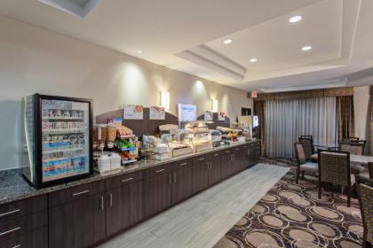 Holiday Inn Express & Suites Wharton an IHG Hotel - image 4