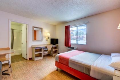 Motel 6-Wheat Ridge CO - West - Denver North - image 11