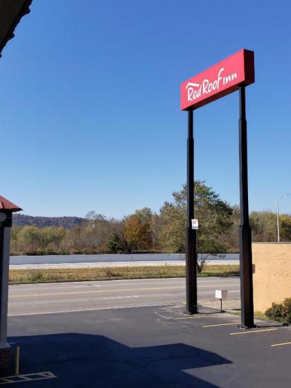 Red Roof Inn Portsmouth - Wheelersburg - image 8