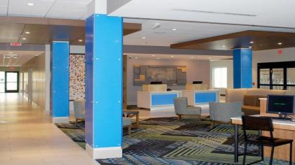 Holiday Inn Express & Suites White Hall an IHG Hotel - image 4