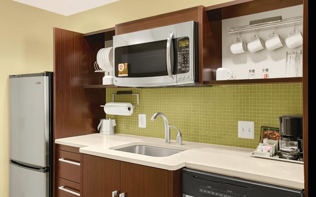 Home2 Suites by Hilton Baltimore/White Marsh - image 4