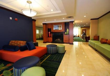 Fairfield Inn and Suites White River Junction - image 3