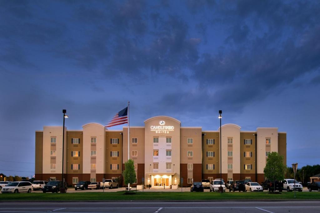 Candlewood Suites Fort Worth West an IHG Hotel - main image