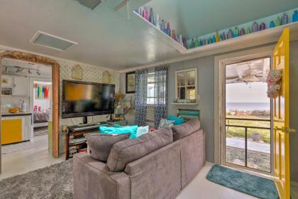 Oceanfront White Stone Cottage with Private Beach! - image 9