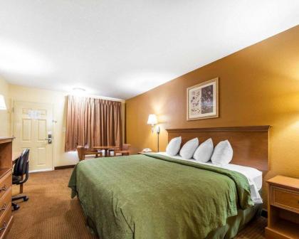 Quality Inn & Suites - image 13