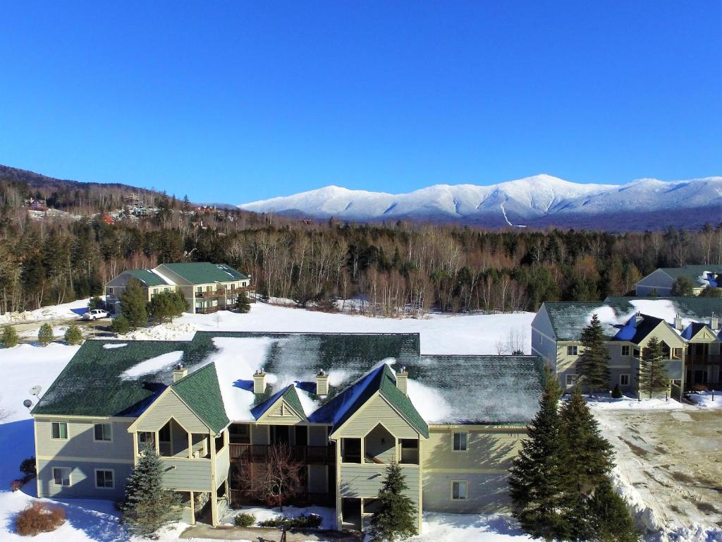 S3 AWESOME VIEW OF MOUNT WASHINGTON! Family getaway in Bretton Woods - main image