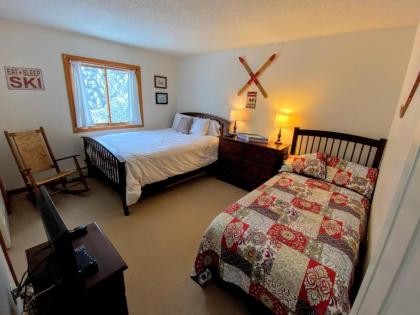 S4 Ski Slope Views! Bretton Woods condo with easy access to Mt Washington Skiing White Mountains! - image 18