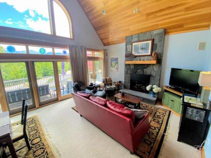 E5 Beautiful Bretton Woods slopeside home amazing views of Mount Washington! Hot Tub AC - image 18