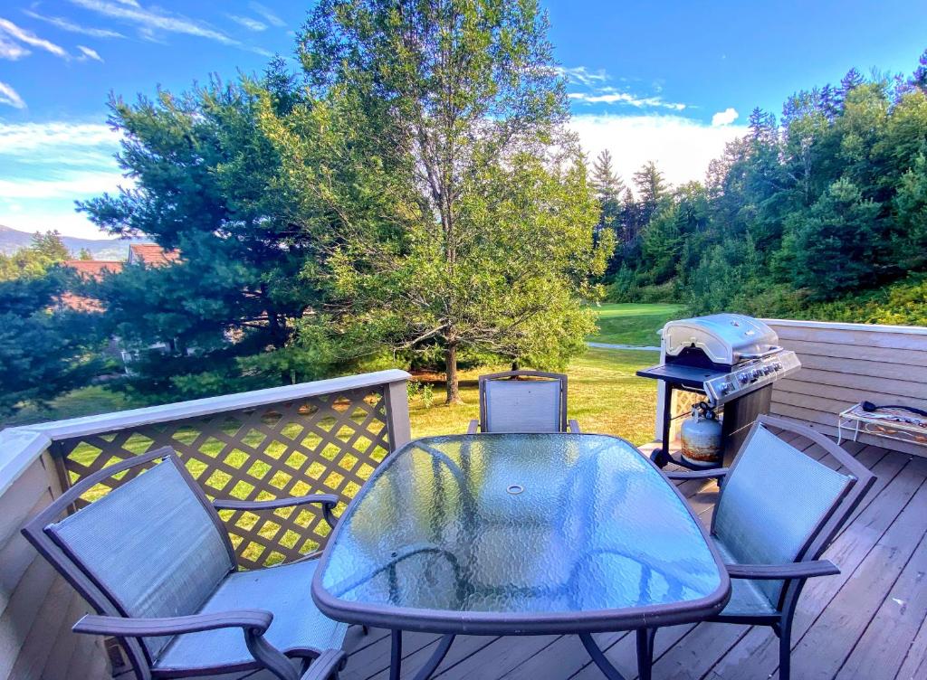 F6 Townhome with golf course and mountain views in Bretton Woods next to Mt Washington Hotel!F6 - main image