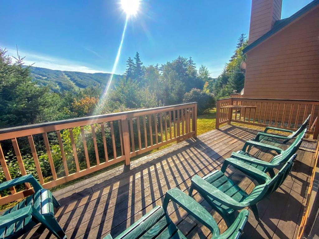 W3 Cozy 3BR Mt Washington Place Townhome gorgeous views of Bretton Woods Ski Area WiFi Cable - main image